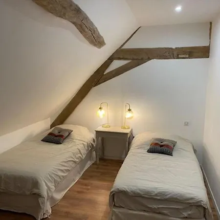 Chateau Xixeme Pres Du Mans : Piscine, Parc, Proche Foret Et Cite Medievale - Fr-1-410-354 بيت للعطل